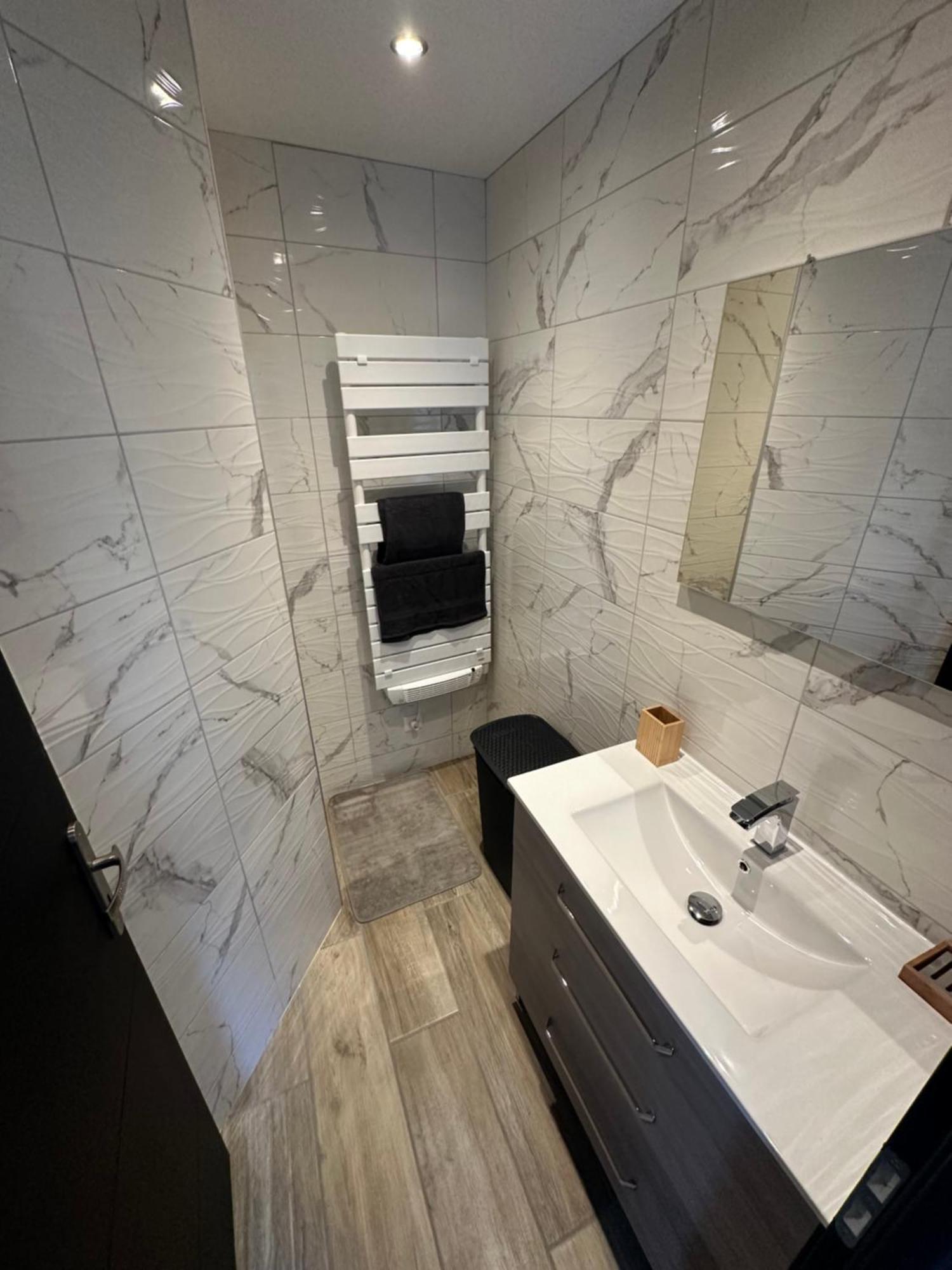 Appartement Moderne Et Confort Châtillon-sur-Seine Kültér fotó